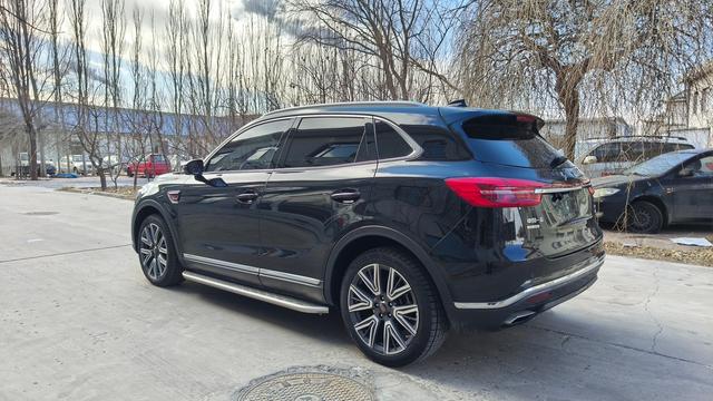 Hongqi HS5 2022 2.0T Smart Enjoy Link Flag 4WD Edition – фото 6
