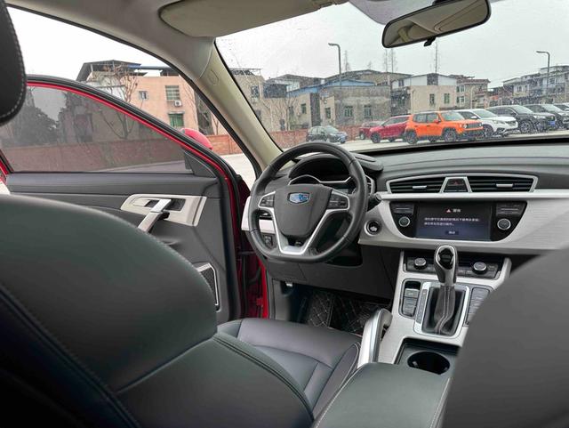Geely Boyue 2018 1.8TD Automatic 2WD Smart Connect 4G – фото 9