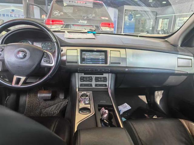 Jaguar XF 2014 модификация XF 2.0T Landwind Fenghua Edition – фото 9
