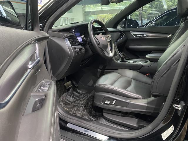 Cadillac XT6 Модель 2021 года 2.0T Lite Hybrid VI seat 4WD Fashion тип – фото 2