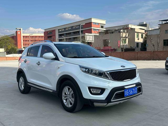 Kia Sportage 2016 модификация 2.0L автоматическое 2WD Edition GL – фото 3