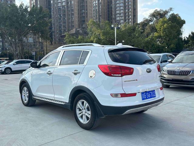 Kia Sportage 2016 модификация 2.0L автоматическое 2WD Edition GL – фото 6