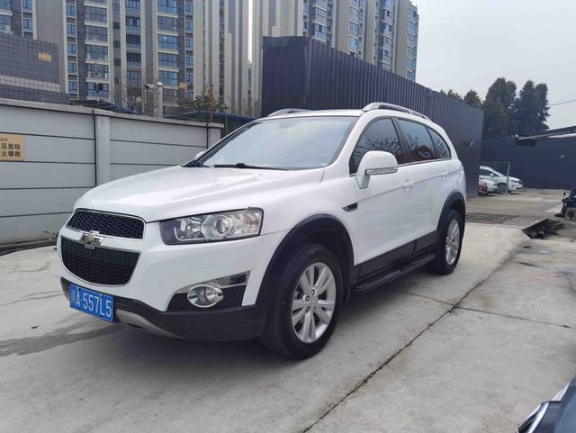 Chevrolet Captiva 2014 2.4L AWD Flagship 7-Seater – фото 1