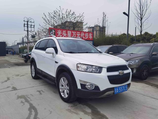 Chevrolet Captiva 2014 2.4L AWD Flagship 7-Seater – фото 3