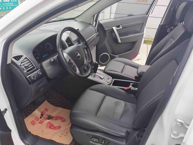 Chevrolet Captiva 2014 2.4L AWD Flagship 7-Seater – фото 6
