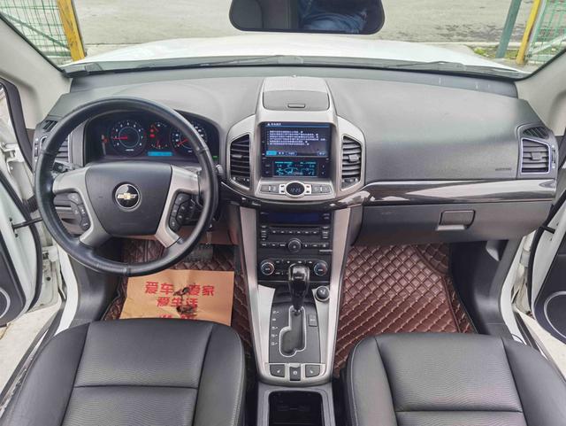 Chevrolet Captiva 2014 2.4L AWD Flagship 7-Seater – фото 8