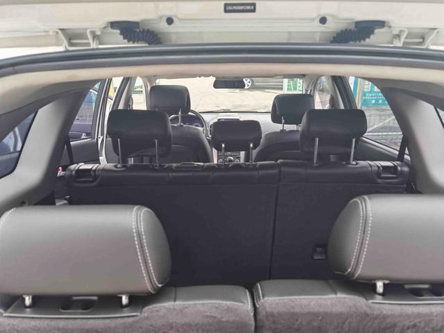 Chevrolet Captiva 2014 2.4L AWD Flagship 7-Seater – фото 10