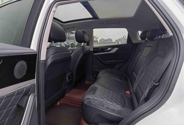 Hongqi HS5 2019 2.0T Smart Connect Flag Enjoy – фото 9