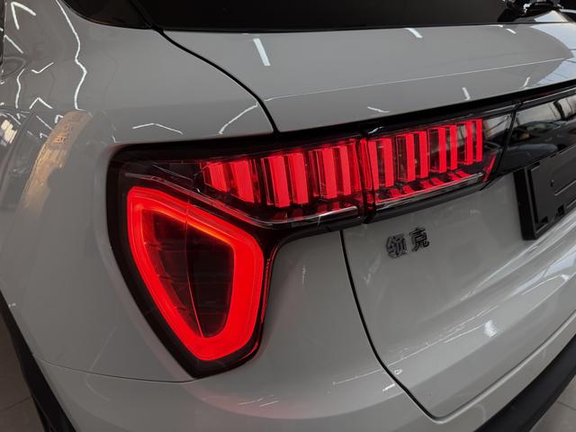 Lynk & Co 01 Модель 2019 года 2.0T 4WD Jin Pro Edition Country VI – фото 17