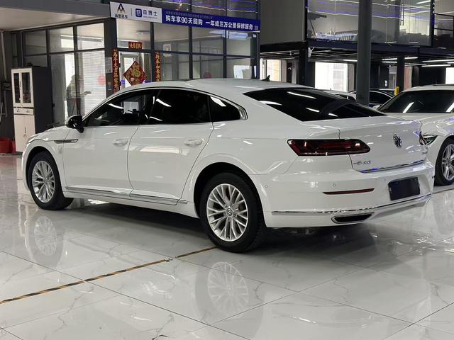 Volkswagen CC Модель 2020 года 330TSI Charm Style Edition Country VI – фото 5