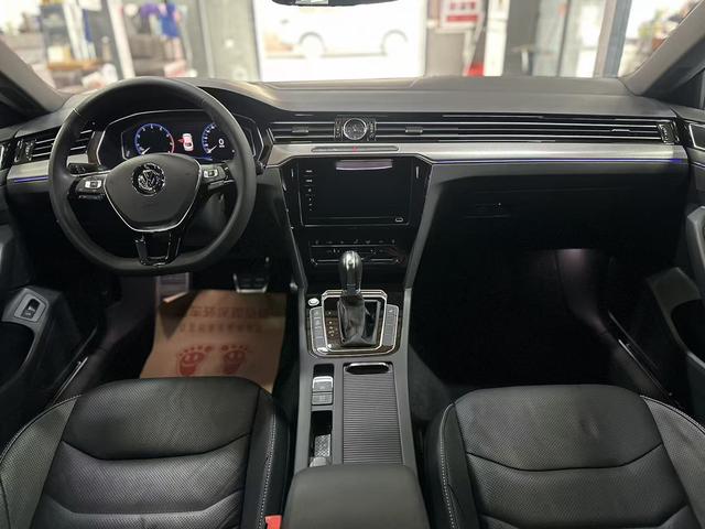 Volkswagen CC Модель 2020 года 330TSI Charm Style Edition Country VI – фото 10