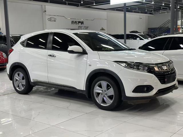 Honda Vezel Модель 2020 года 1.5L CVT Elite Edition – фото 2