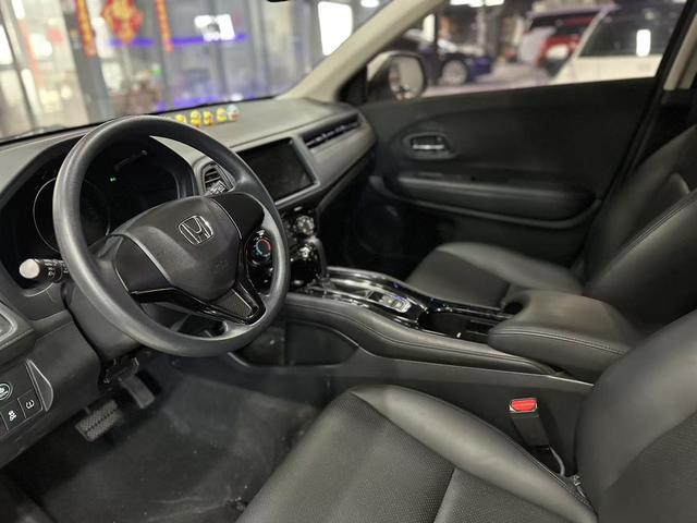 Honda Vezel Модель 2020 года 1.5L CVT Elite Edition – фото 7