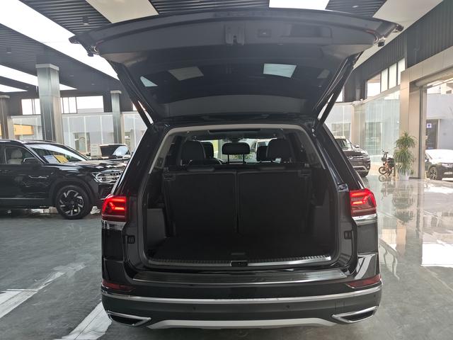 Volkswagen Teramont 2023 380TSI 4WD Premium Luxury – фото 8