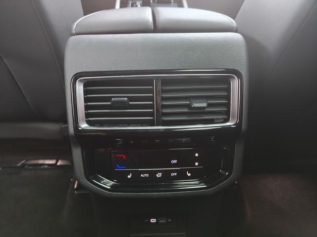 Volkswagen Teramont 2023 380TSI 4WD Premium Luxury – фото 25