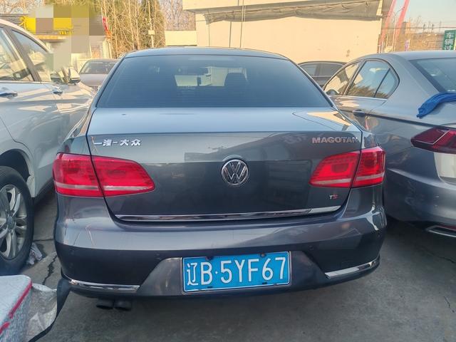 Volkswagen Magotan 2012 модификация комплектация 1.8TSI Com f ort – фото 7