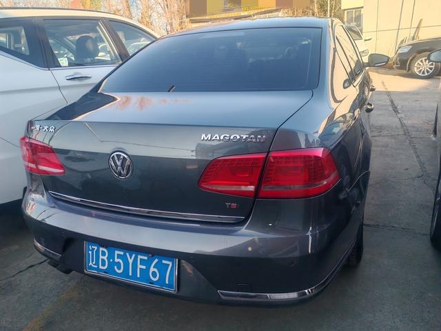 Volkswagen Magotan 2012 модификация комплектация 1.8TSI Com f ort – фото 9