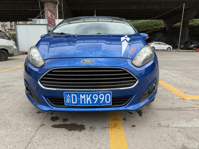 Ford Fiesta 2013 Hatchback 1.5L Automatic Fashion – фото 2