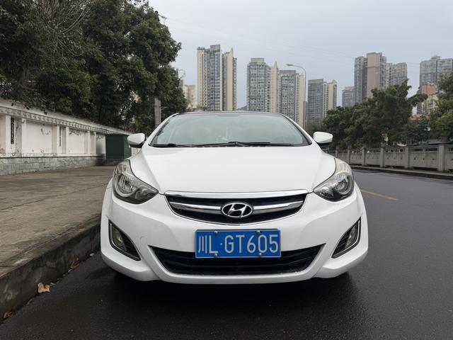 Hyundai Elantra 2015 1.6L Automatic Fashion – фото 2
