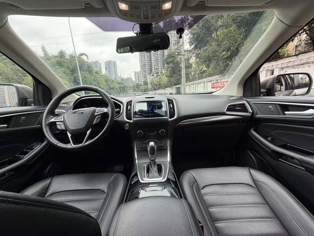 Ford Edge 2018 EcoBoost 245 2WD Premium 7-seater, China V – фото 5