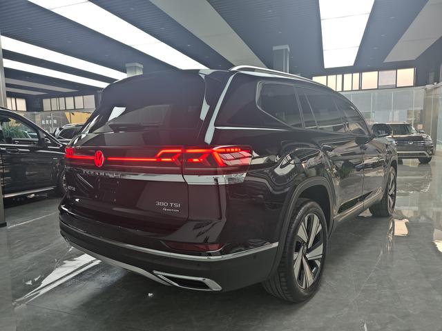 Volkswagen Teramont 2023 380TSI 4WD Premium Luxury – фото 4