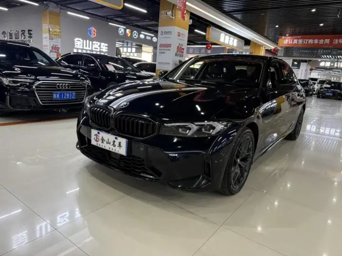 BMW 3 Series 2025 Model 330Li M Sports Night Set
