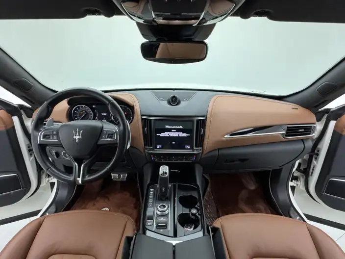 Levante 2021 Model 3.0T Standard Edition – фото 14
