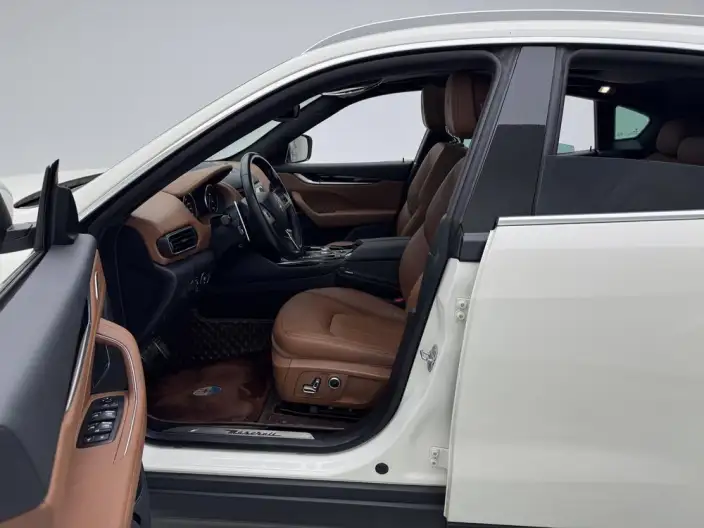 Levante 2021 Model 3.0T Standard Edition – фото 20