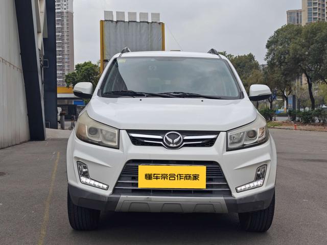 BAIC Huansu S3 2014 модификация 1.5L Luxury National IV