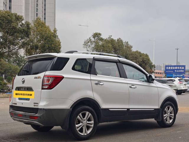BAIC Huansu S3 2014 модификация 1.5L Luxury National IV