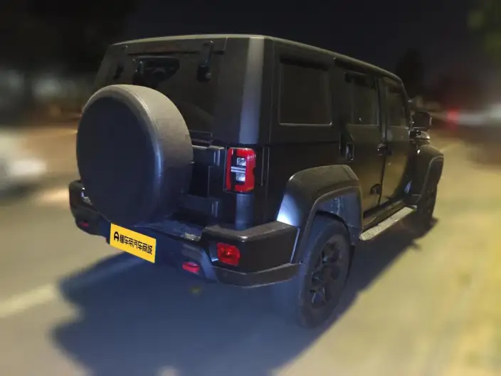 BAIC BJ40 2023 Model 2.0D Automatic 4WD Blade Hero Edition Warrior Model