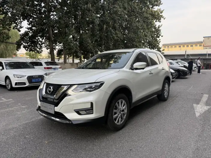 Nissan X-Trail 2023 Model Classic Edition 2.0L 2WD Smart Connect Premium