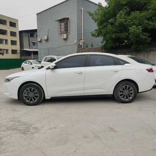 Geely Geometry A 2022 Pro 430KM Green Apple Pro – фото 4