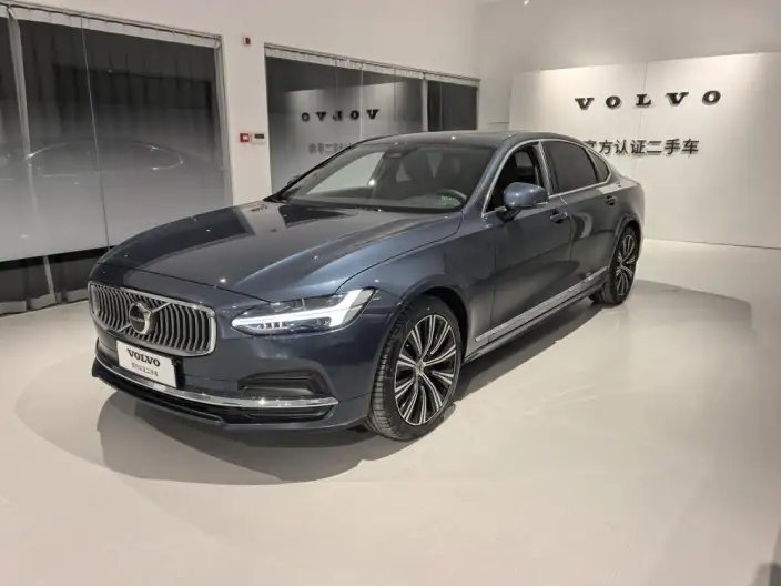 Volvo S90 2025 Model B5 Smart Range Deluxe Edition