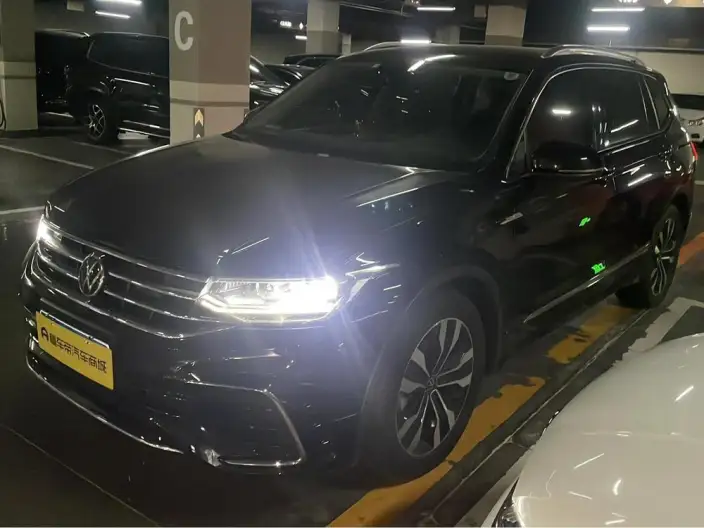 Volkswagen Tiguan L 2022 Model 330TSI Automatic 2WD R-Line Enjoy the version more