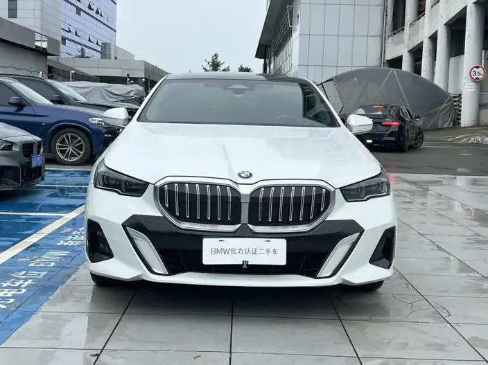 BMW 5 Series 2024 Model 525Li M Sports Set