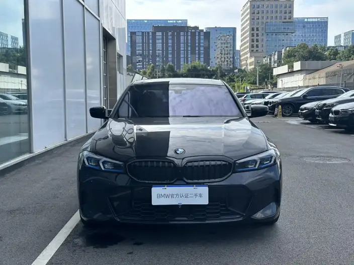 BMW 3 Series 2025 Model 330Li Exclusive Model M Sports Night Set
