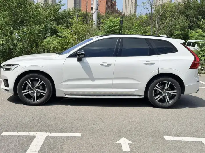 Volvo XC60 2020 Model T5 4WD Smart Range Sports Edition
