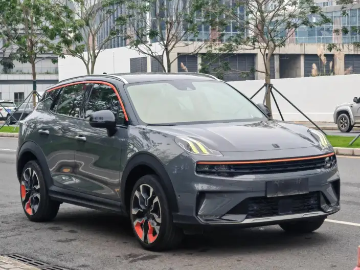 Lynk & Co 06 2020 Model 1.5T Shine Halo