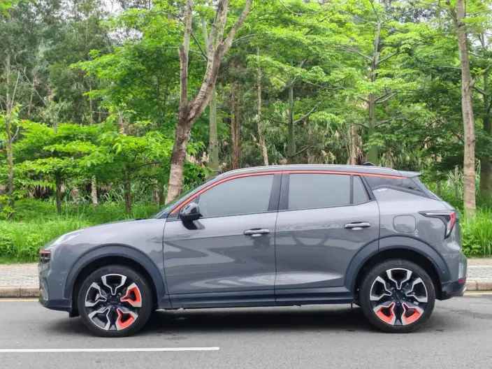 Lynk & Co 06 2020 Model 1.5T Shine Halo
