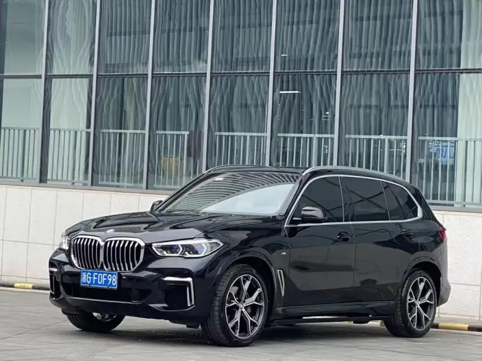 BMW X5 2022 Model xDrive 40Li M Sports Set