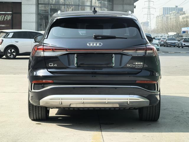 Audi Q4 e-tron 2023 50 e-tron quattro Creative – фото 8