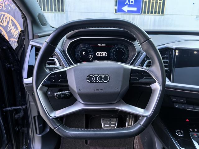 Audi Q4 e-tron 2023 50 e-tron quattro Creative – фото 12