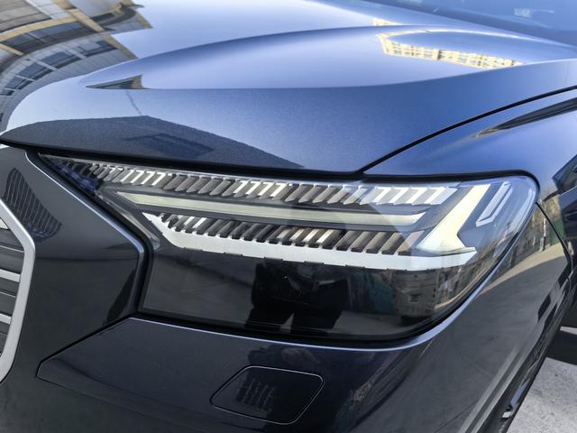 Audi Q4 e-tron 2023 50 e-tron quattro Creative – фото 17