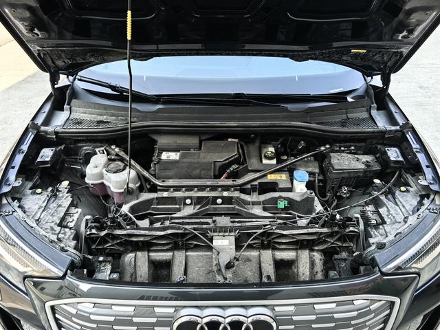 Audi Q4 e-tron 2023 50 e-tron quattro Creative – фото 21
