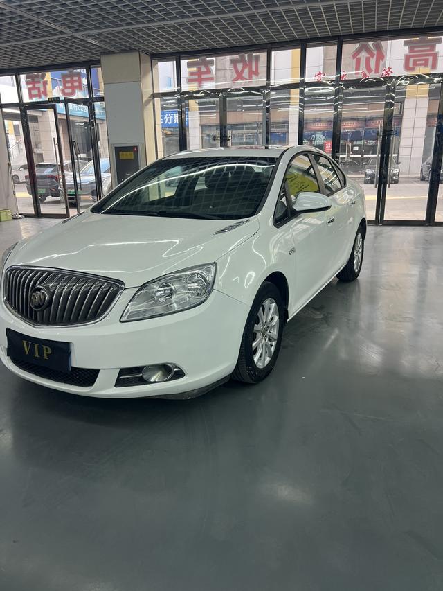 Buick Excelle 2013 GT 1.6L Automatic Fashion – фото 2