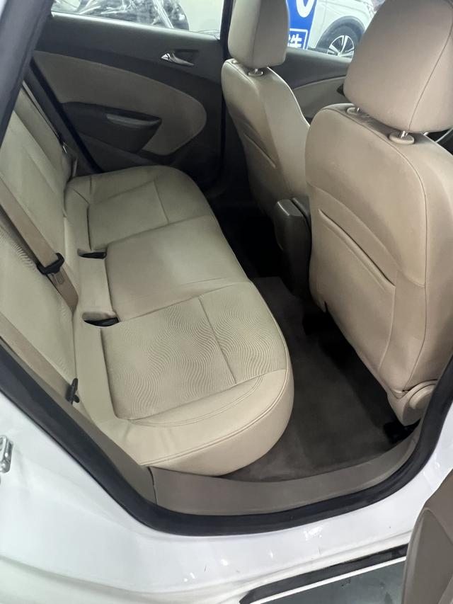 Buick Excelle 2013 GT 1.6L Automatic Fashion – фото 8