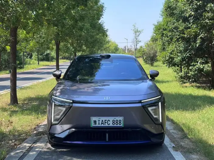 HiPhi HiPhi Y 2023 Model 810km Long Battery Life Pro Edition