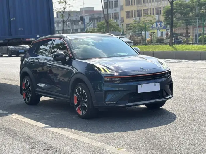 Lynk & Co 06 2020 Model 1.5T Shine Halo