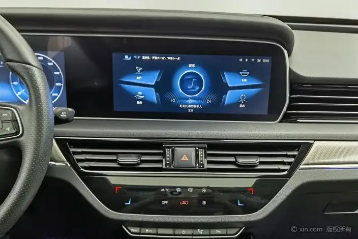 Hongqi HS5 2022 Model Facelift 2.0T Smart Flag Enjoy Edition – фото 14